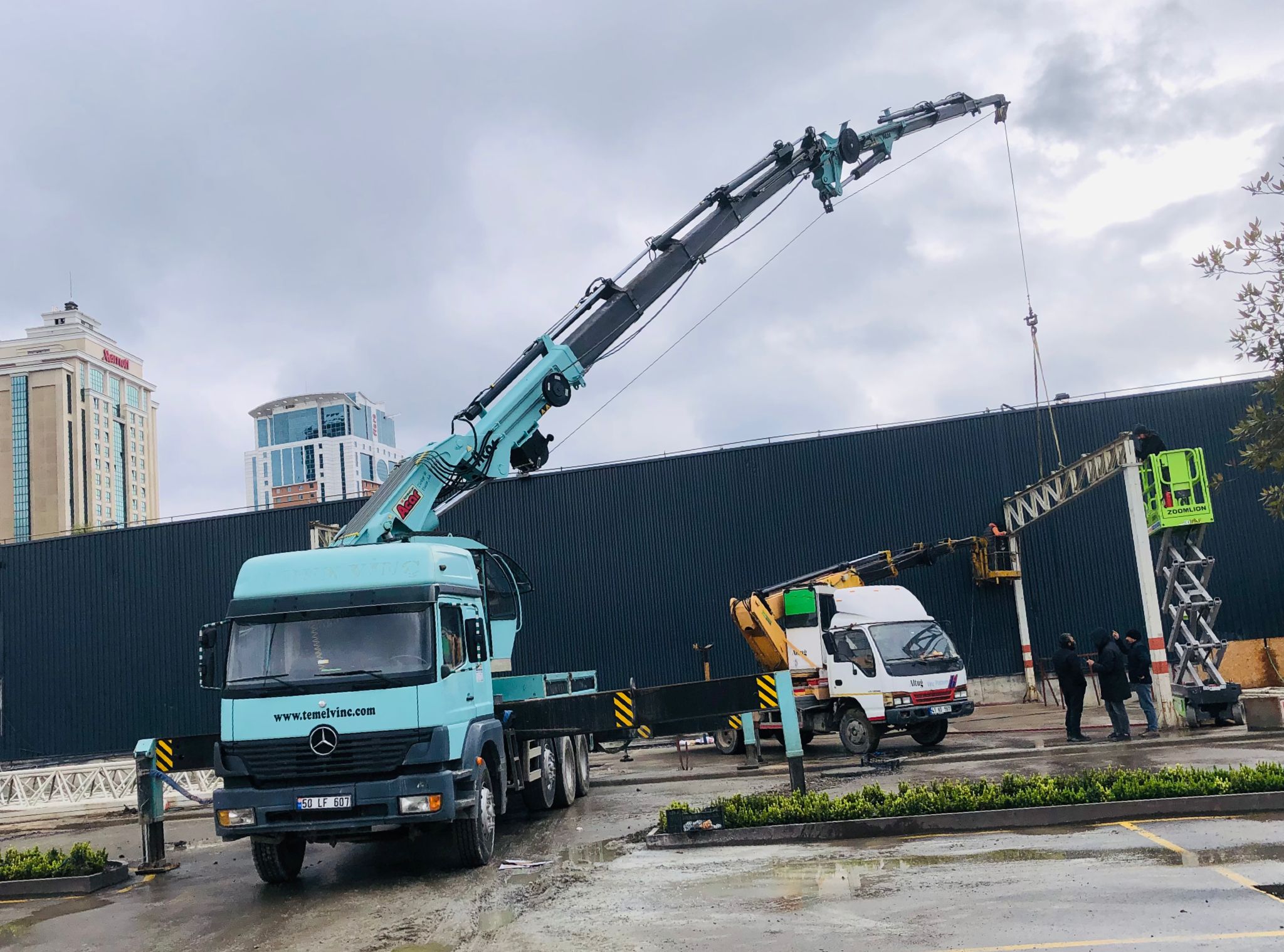 35 tonluk kiralık vinç